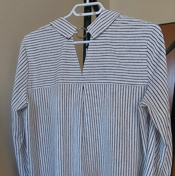 Dynamite long sleeve vertical stripe top - Picture 6 of 13